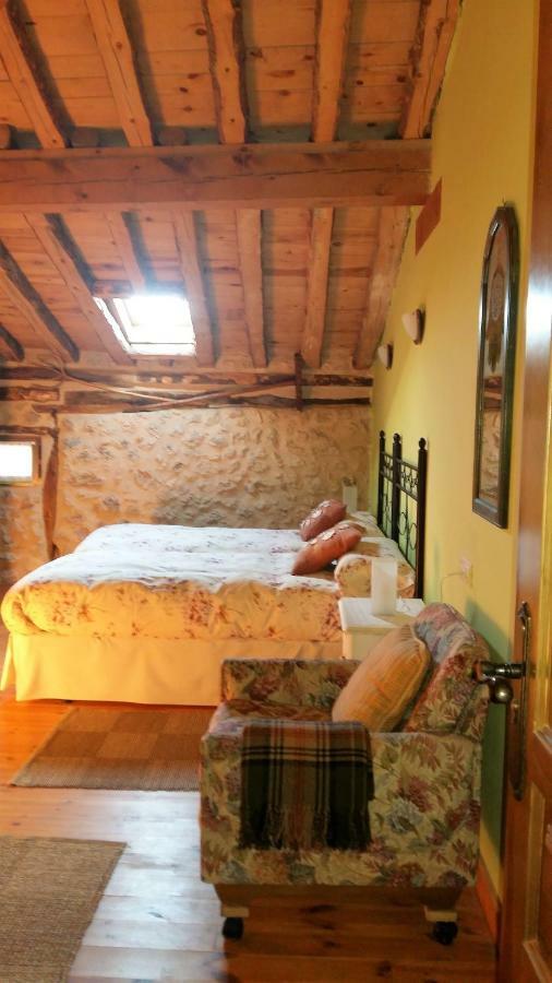 Casa Rural Calle Real Bed and Breakfast Torremocha de Ayllón Exterior foto
